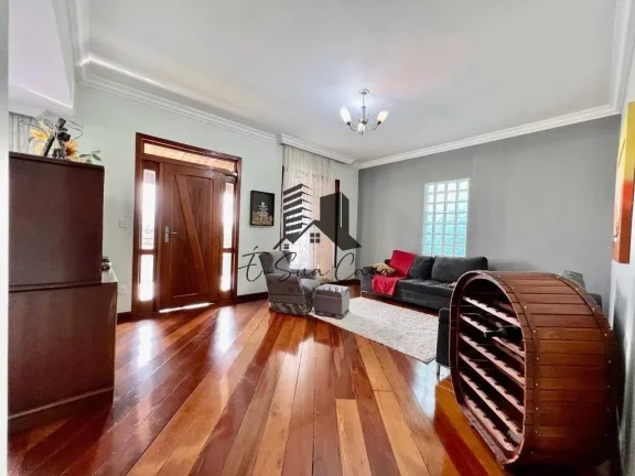 Imagem Casa a venda 3 Quartos Bairro Três Barras Contagem Mg