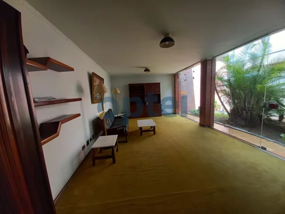 Imagem ÓTIMO SOBRADO DE 350 M², COM 04 DORMITÓRIOS, SENDO DUAS SUITES, COM 04 VAGAS NO BAIRRO ANCHIETA,SÃO BERNARDO DO CAMPO