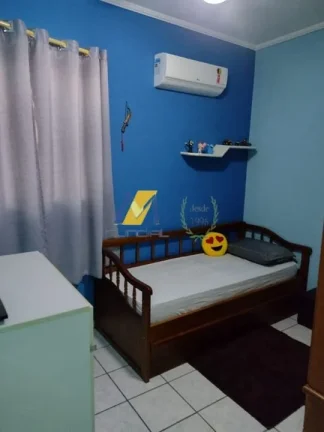 Imagem VENDO casa no Parque Novo Oratório com 6 vagas de garagem!!!!