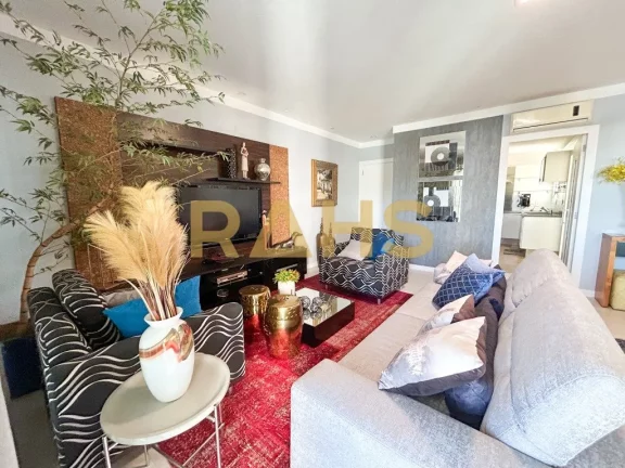 Apartamento maravilhoso completo no Atiradores, próximo ao Shopping Mueller. Possui 138,88m² priva...