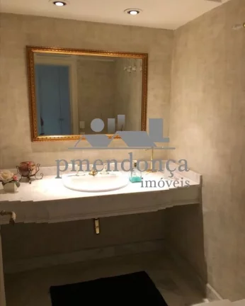 Imagem Apartamento à venda em Higienópolis com 327m², 3 suítes + escritório, 3 vagas livres.