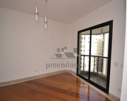 Imagem Apartamento Higienópolis com 197m², 3 suítes e 3 vagas.