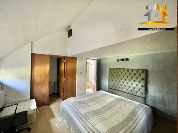 Imagem Casa à venda com arquitetura brasileira, na Granja Viana, Cotia - SP | Batelli Imóveis