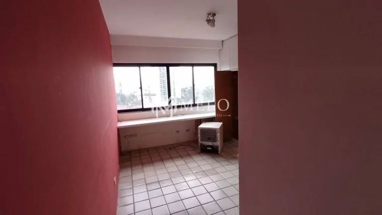 Imagem Oportunidade em CASA FORTE:180m², 04qts, 02suites, 02vagas...