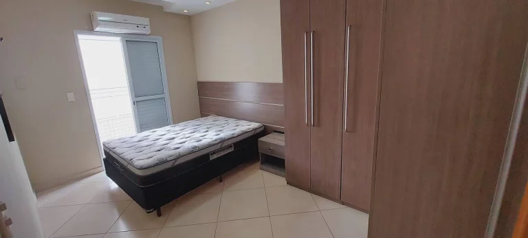 Imagem Apartamento 2 dormitórios no canto do forte com vista Mar