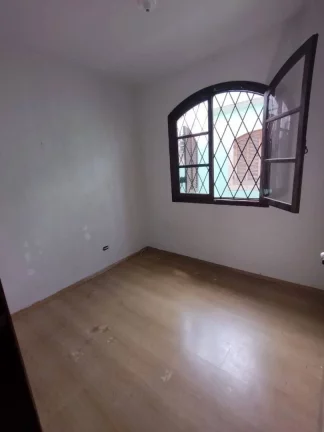 Imagem Sobrado com 3 dormitórios à venda, 184 m² por R$ 595.000,00 - Jardim Las Vegas - Santo André/SP