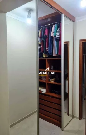 Imagem Casa com 5 dormitórios à venda, 264 m² por R$ 1.200.000,00 - Estádio - Rio Claro/SP