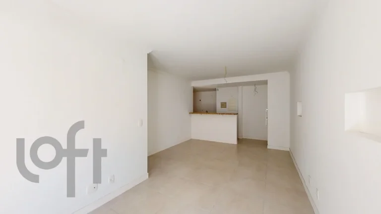 Imagem Apartamento 68M², 2Q, 1 Suíte, 2 Banheiros, 1 Vaga, Varanda.