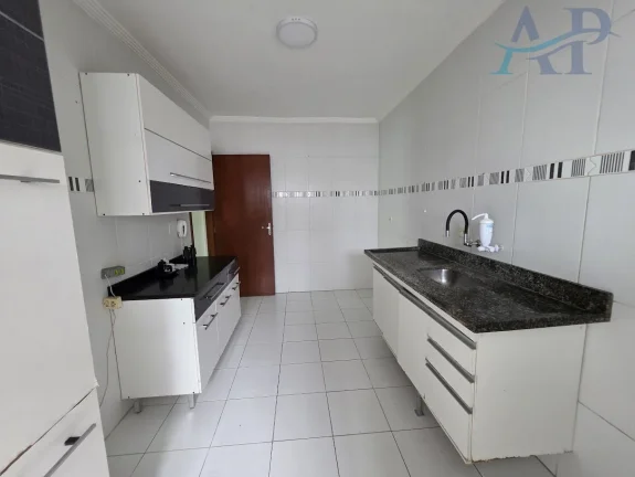 Imagem Apartamento com 2 Dormitórios na Guilhermina em Praia Grande