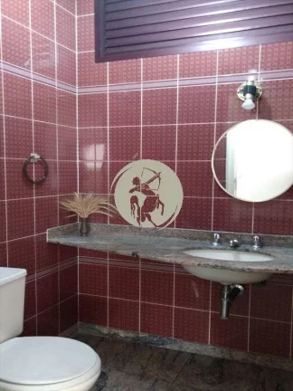 Imagem OPORTUNIDADE!!!! APARTAMENTO PROXIMO A PRAIA EM PRÉDIO DE ALTO PADRÃO, GRANDE, BEM DISTRIBUIDO, VA...
