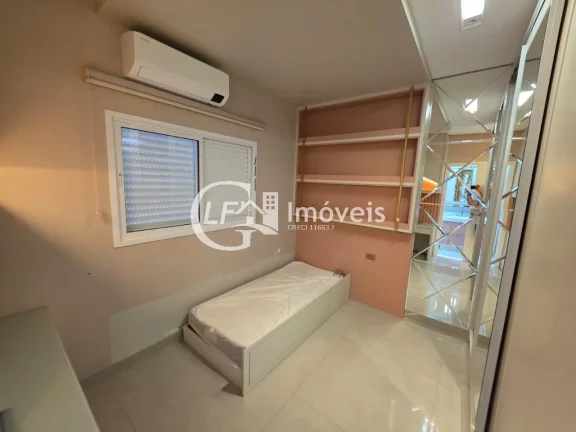 Imagem Casa à venda na Vila Vilas Boas: 3 suítes, 2 salas, 5 banheiros, vagas de garagem, 250m². Confira já!