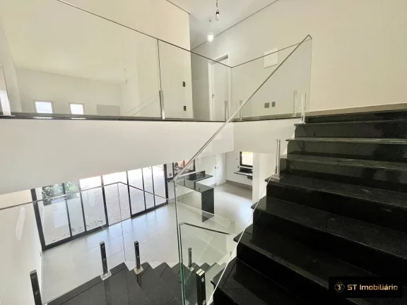 Imagem Casa à venda com 4 Suítes em Condomínio Fechado - Bragança Paulista/SP!