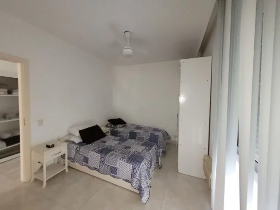 Imagem PITANGUEIRAS - FRENTE TOTAL AO MAR, APARTAMENTO TOTALMENTE REFORMADO E DECORADO, MARAVILHOSA VISTA MAR, GARAGEM NO PRÉDIO.