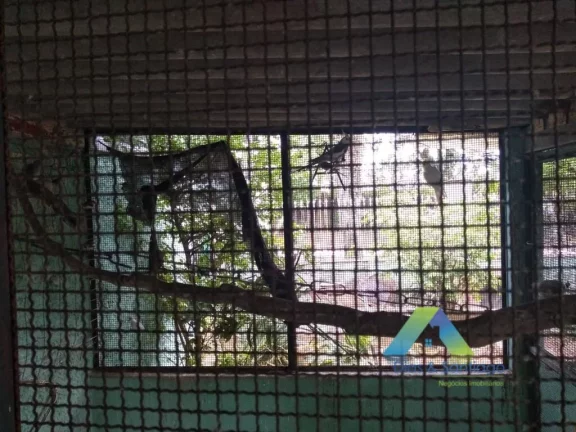 Imagem Casa com 4 Quartos à Venda, 350 m²