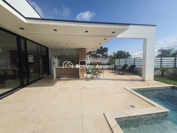 Imagem Casa Térrea à Venda com 3 Suítes - Condomínio Terras do Cancioneiro, Paulínia/SP - 242 m²

Exc...