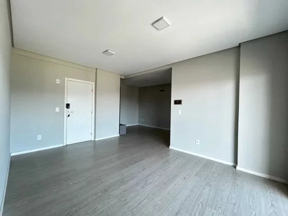 Imagem Apartamento com 3 dormitórios sendo 1 suíte e 2 vagas de garagem - Bairro Fazenda Itajaí/SC