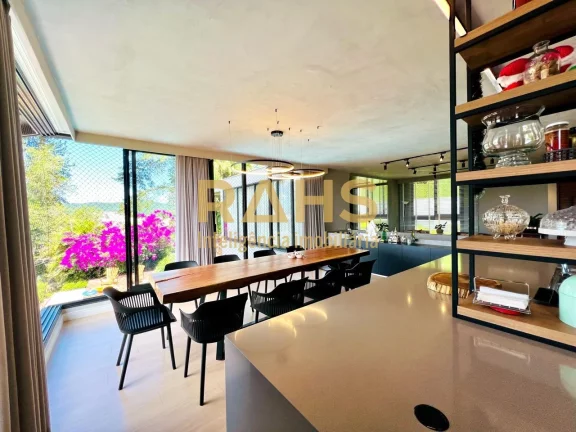 Imagem Casa averbada no Bairro América em Joinville com Vista incrível da Cidade. próximo a panificadora...