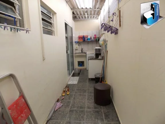 Imagem Casa com salão de cabeleireiro a venda em Tatuí/SP - Avenida Principal