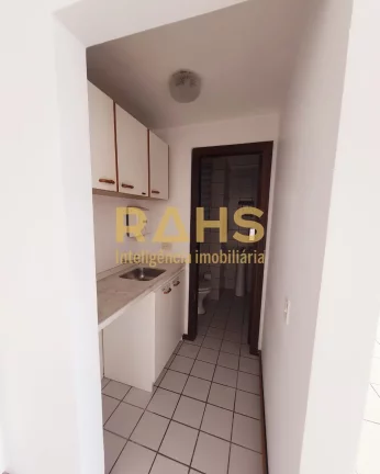 Imagem Salas Conjugadas para Fins Comerciais em Joinville, no Centro, Edifício Empresarial Hannover Ótimo...