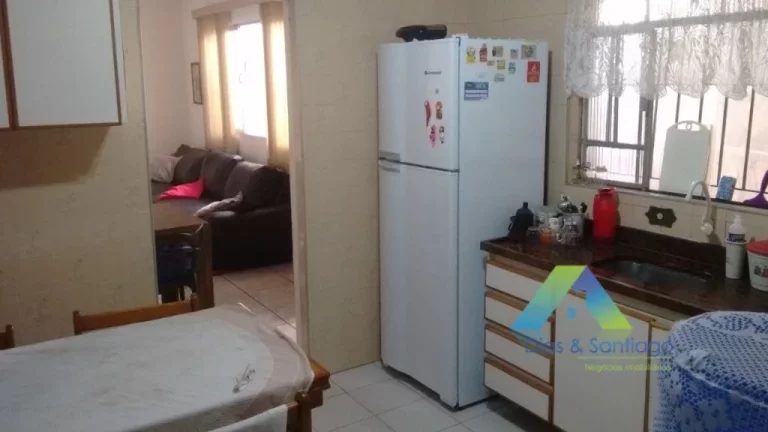 Imagem Santo André Sobrado 180M², 3 dormitórios, 2 vagas com ótima localização e valor !!!