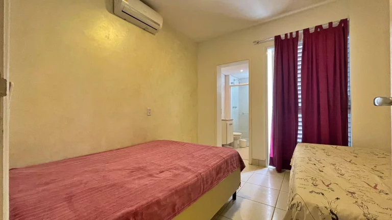 Imagem Apartamento com 4 dormitórios à venda, 178 m por R$ 6.600.000,00 - Riviera