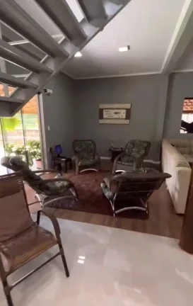 Imagem Rancho no Condomínio Pontal do Lago em Delfinópolis (MG)