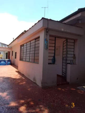 Imagem Casa térrea à venda na Vila Leopoldina São Paulo SP com 2 dormitórios, 1 suíte, 5 vagas de garagem e 320m².