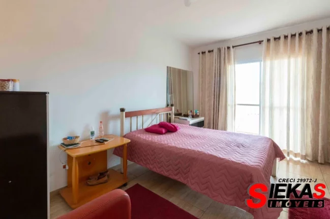 Imagem Imperdível: Casa à venda em São Paulo-SP, bairro Altos de Vila Prudente! 3 quartos, 1 sala, 3 vagas, 150m². Confira já!