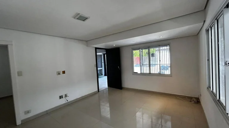 Imagem Casa Vila Piauí - 114M², 4 Dorms, 2 Vagas.