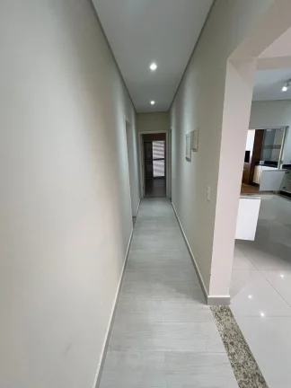 Imagem Casa térrea moderna com 3 suítes no Condomínio Lago da Serra em Araçoiaba da Serra