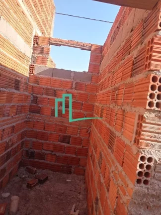 Imagem VENDE-SE TERRENO DE ESQUINA COM CONSTRUÇÃO INICIADA EM PATROCINIO PAULISTA - SP