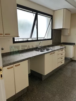 Imagem Apartamento para Locação em São Paulo-SP, Campo Belo: 4 Quartos, 2 Suítes, 3 Banheiros, 3 Vagas de Garagem, 266m².