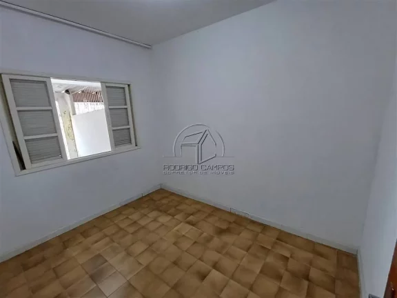 Imagem Casa Geminada 2 Quartos no Ocian, Praia Grande - Conforto e Segurança
