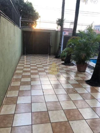 Imagem Casa com 4 dormitórios - 2 suítes - piscina - área gourmet no Jardim Califórnia