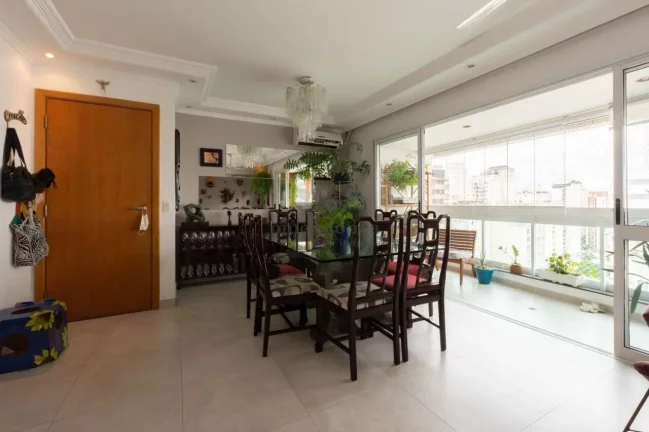 Imagem Apartamento à venda em Perdizes com 2 suítes, 3 vagas, 106m2