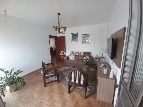 Imagem Sobrado próximo ao bairro Dores