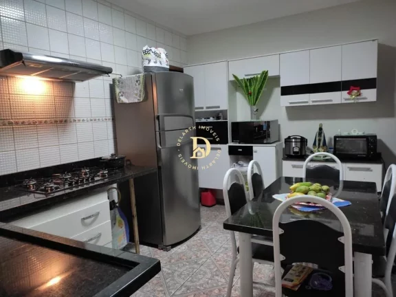 Imagem Casa - Jardim Santa Marina - Jacareí - 03 Dormitórios (01 Suíte) - 157m²