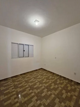 Imagem CASA COM 2 DORMITÓRIOS LOCALIZADA NO CAMPESTRE - PILAR DO SUL
