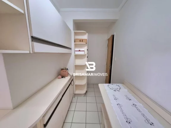 Imagem PITANGUEIRAS- CALÇADÃO COM VISTINHA PARA O MAR , GARAGEM NO PRÉDIO.