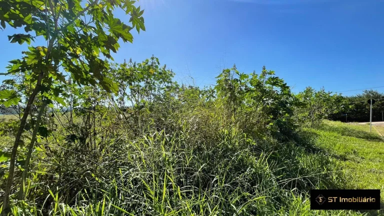Imagem Lindo terreno de 1.000m² - Condomínio com Acesso a Represa em Atibaia/SP!