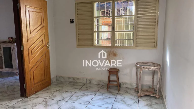 Imagem Casa com 4 dormitórios, 23147 m² - venda por R$ 1.200.000,00 ou aluguel por R$ 4.000,00/mês - Setor Central - Itumbiara/GO