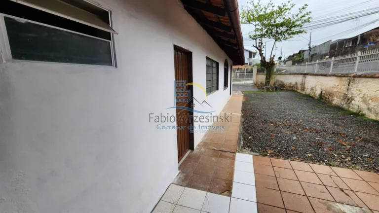 Imagem Alugo casa no Floresta com 3 dormitórios
