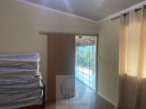 Imagem Sobrado em Condomínio Pontal do Lago, R$ 650.000 em Delfinópolis - MG, 3 dormitórios sendo 1 suíte