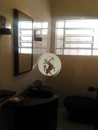 Imagem OPORTUNIDADE!SOBRADO NA QUADRA DA PRAIA SOBRADO EXCELENTE PARA MORADIA OU PARA ALUGAR PARA COMERCIO,...