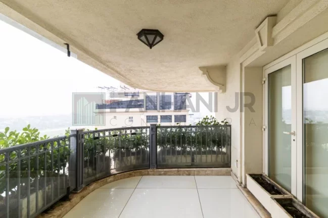 Imagem Deslumbrante duplex para locação, totalmente equipado com detalhes sofisticados e acabamentos premium. Localizado em uma das regiões mais cobiçadas de