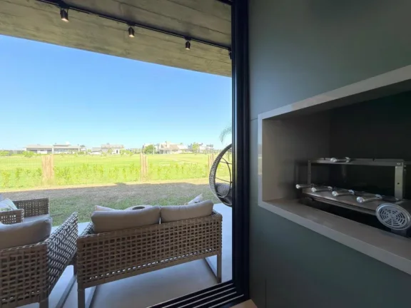 Imagem Apartamento 4 Dormitórios - Bairro Atlantida