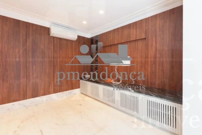 Imagem Apartamento à Venda em Perdizes todo reformado com 3 quartos e 2 vagas, 120m²