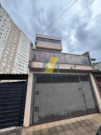 Imagem Sobrado Completo com 3 Dormitórios, Área Gourmet e 3 Vagas à Venda