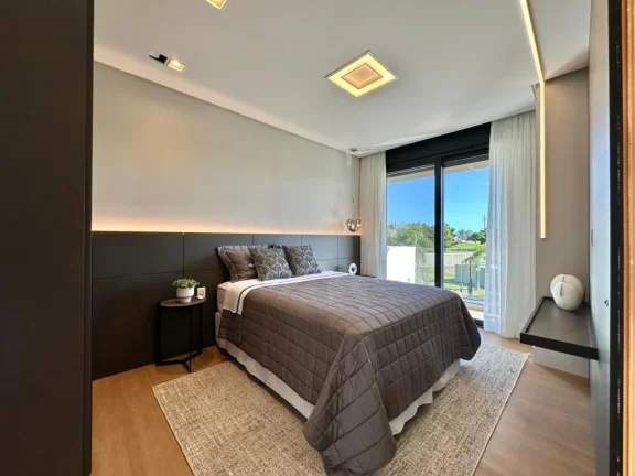 Imagem Casa em Condominio 5 Dormitórios - Bairro Santa Luzia