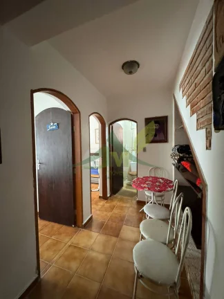 Imagem Chácara à Venda em Atibaia – 4.560 m² com Piscina, Lago, e Área de Lazer Co